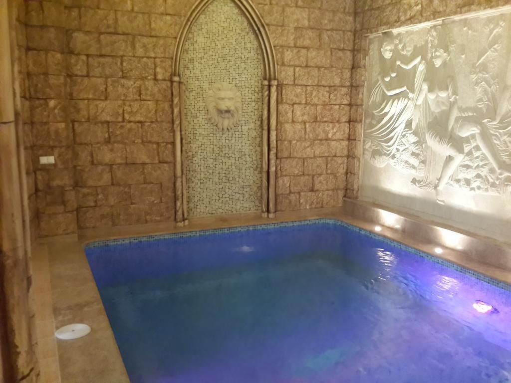 Venezia Palazzo Hotel Ереван Стая снимка