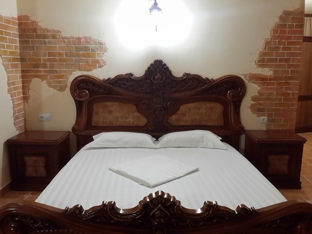 Venezia Palazzo Hotel Ереван Екстериор снимка